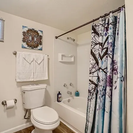 Sloans Lake Getaway - Basement Apartment Near Broncos And Downtown Denver Lakewood Exterior photo