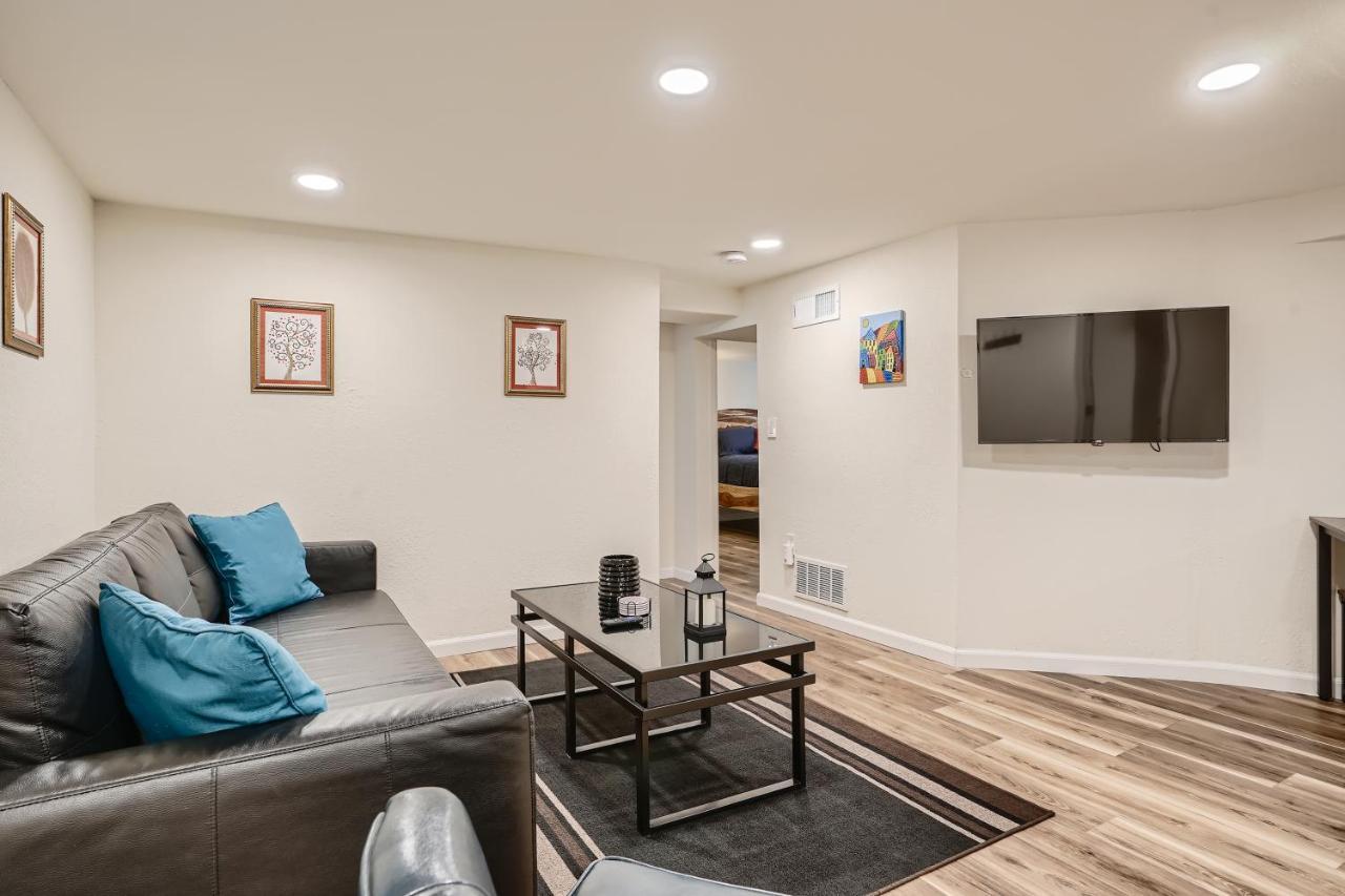 Sloans Getaway - Basement Near Broncos And Downtown Denver *